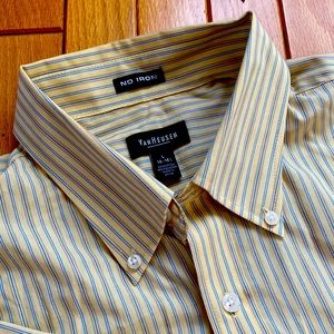 Men’s Van Heusen No Iron bottom down with short sleeves.